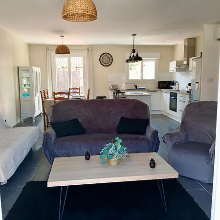 Maison Avec Jardin Holiday home