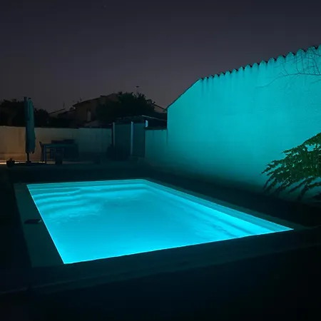Дом отдыха Maison Avec Piscine Et Jardin Салз-ле-Шато