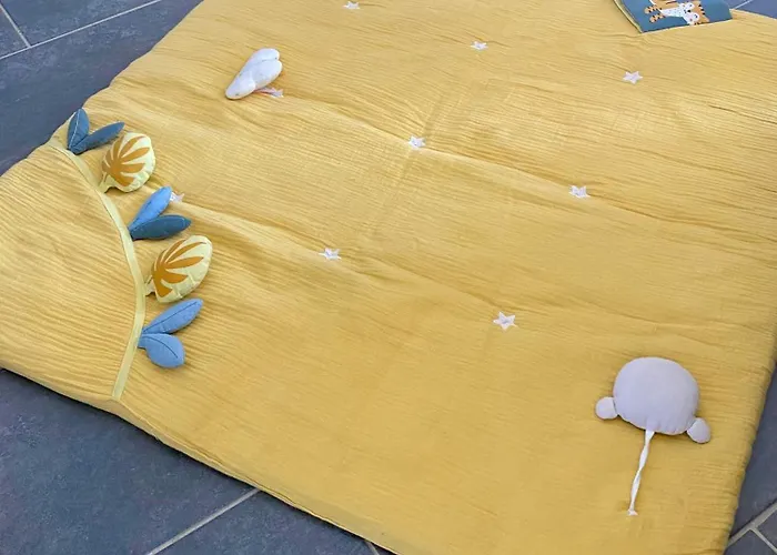 Hébergement de vacances Maison Avec Piscine Et Jardin *